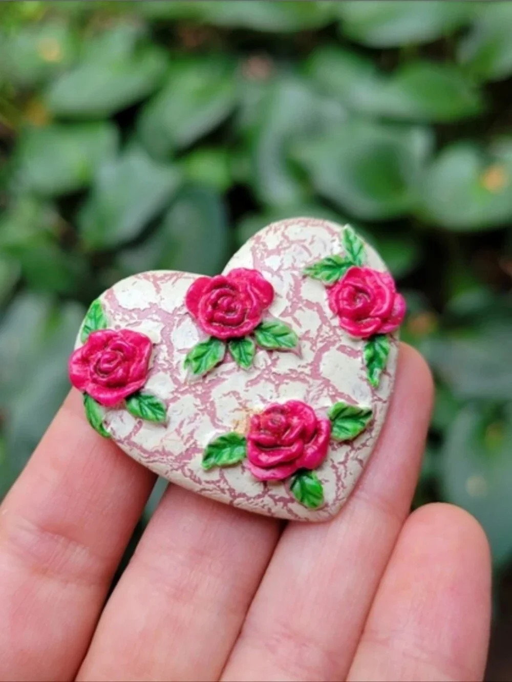 Heart Shaped Floral Pin - Pink Roses on Cream